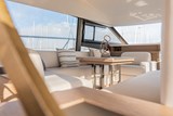 Prestige 520 for sale - saloon seating